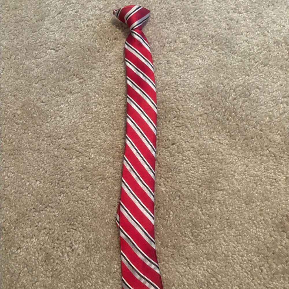 boys red and white clip on tie